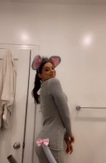 KIRA KOSARIN - Instagram Photos and Video 11/02/2021
