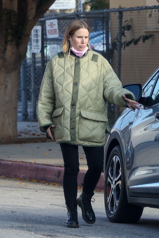 KRISTEN BELL Out and About in Los Angeles 11/16/2021