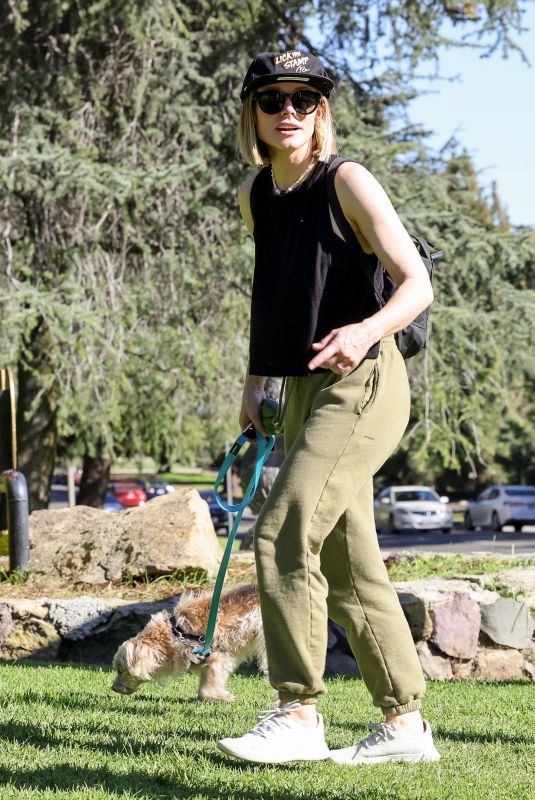 KRISTEN BELL Out with Her dog in Griffith Park in Los Feliz 11/22/2021