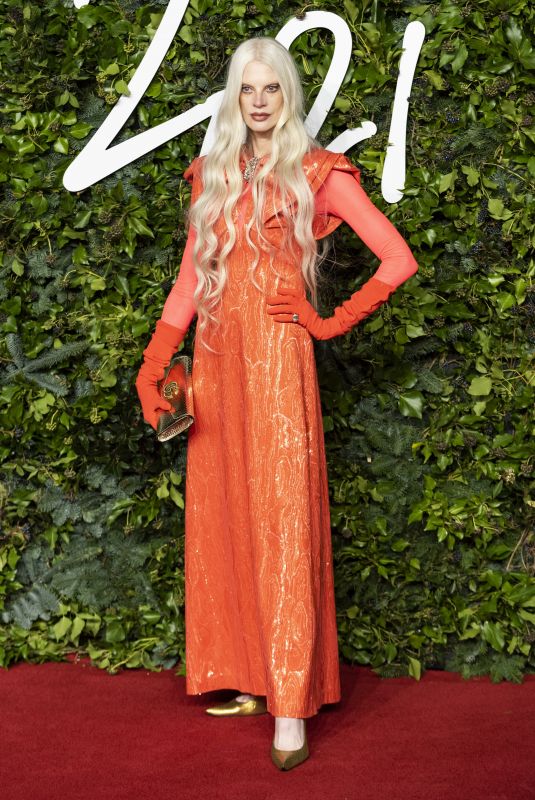 KRISTEN MCMENAMY at 2021 British Fashion Awards in London 11/29/2021
