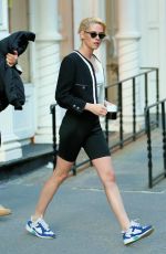 KRISTEN STEWART Out and About in New York 11/04/2021