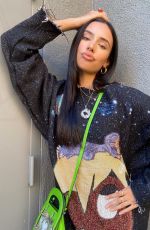 KYLIE JENNER - Instagram Photos 111/22/2021