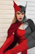 LAUREN SUMMER - Instagram Photos 11/03/2021