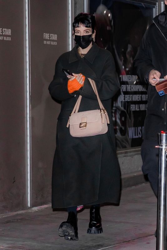 LILY ALLEN Arrives at Knicks vs Suns Game in New York 11/26/2021