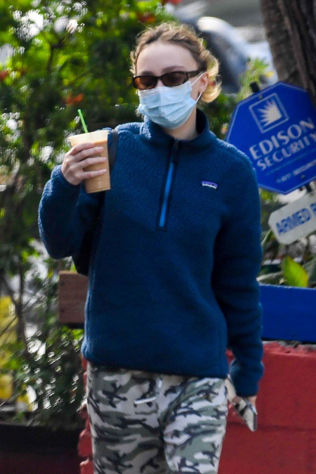 LILY-ROSE DEPP Out for Coffee in Los Angeles 11/08/2021 – HawtCelebs