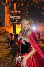 LOREN GRAY - Instagram Photos 11/01/2021