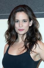 LUCIE LUCAS at Marcher Sur L