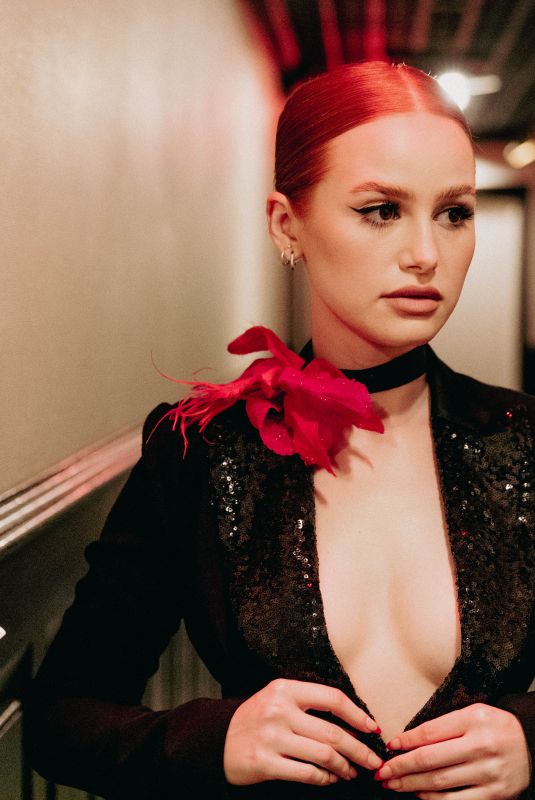 MADELAINE PETSCH for Elle Magazine, November 2021