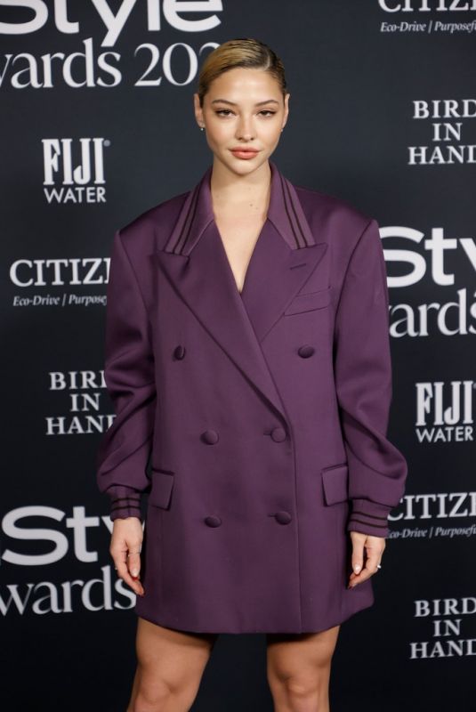 MADELYN CLINE at 2021 Instyle Awards in Los Angeles 11/15/2021