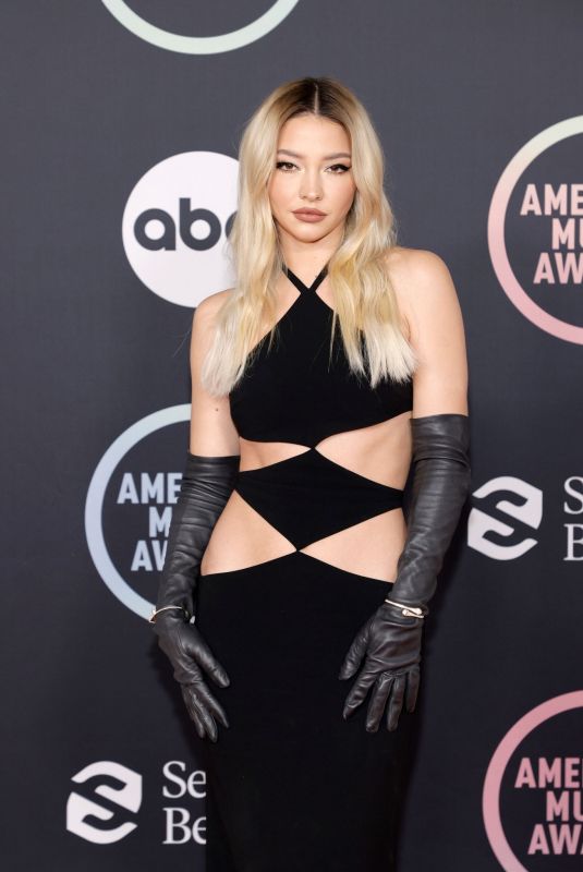 MADELYN CLINE at American Music Awards 2021 in Los Angeles 11/21/2021