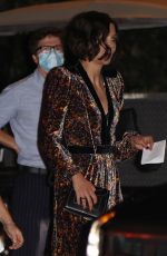 MAGGIE GYLLENHAAL Arrives at Simon Huck