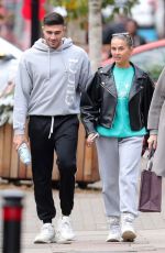 MOLLY MAE HAGUE Out for Lunch in Hale Trafford 11/20/2021