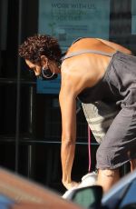 NICOLE MURPHY Out with Her Dog at a Pet Store in Beverly Hills 11/28/2021