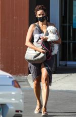 NICOLE MURPHY Out with Her Dog at a Pet Store in Beverly Hills 11/28/2021