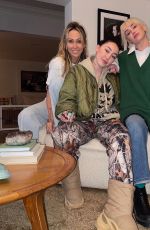 NOAH CYRUS - Instagram Photos 11/26/2021