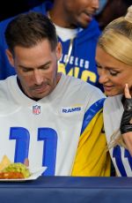 PARIS HILTON at Los Angeles Rams vs Tennessee Titans Game at SoFi Stadium in Inglewood 11/07/2021
