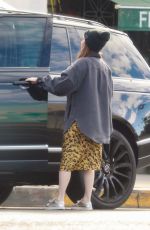 Pregnant LAUREN PARSEKIAN Out for Breakfast in Los Feliz 11/22/2021