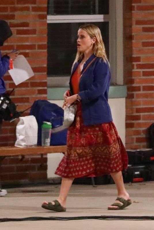 REESE WITHERSPOON on the Set of Your Place or Mine in Burbank 111/24/2021