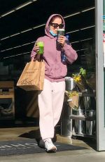 ROONEY MARA Shopping at Erewhon Market in Calabasas 11/29/2021