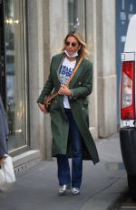 ROSA FANTI Out and About in Milan 11/11/2021