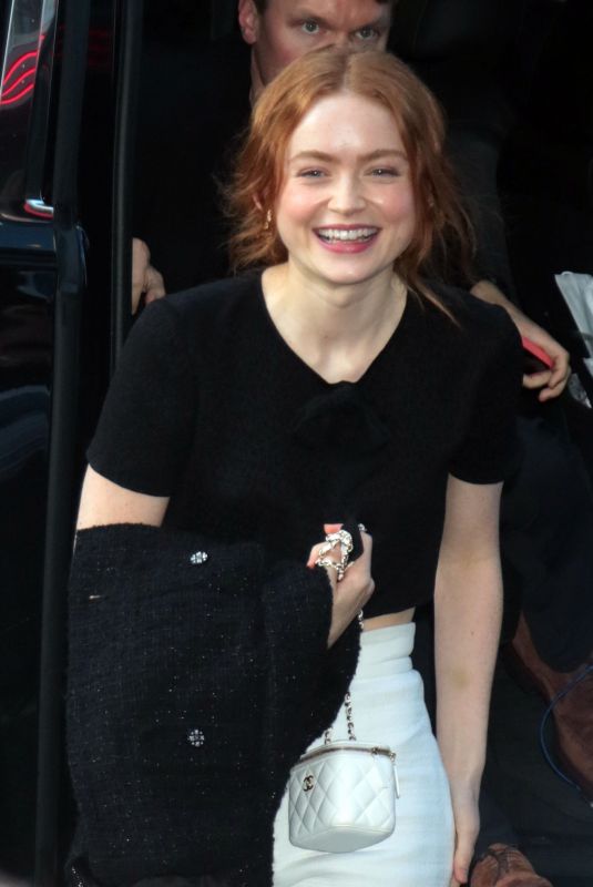 SADIE SINK Arrives at All Too Well Premiere at AMC Lincoln Square 12 Theater in New York 11/12/2021