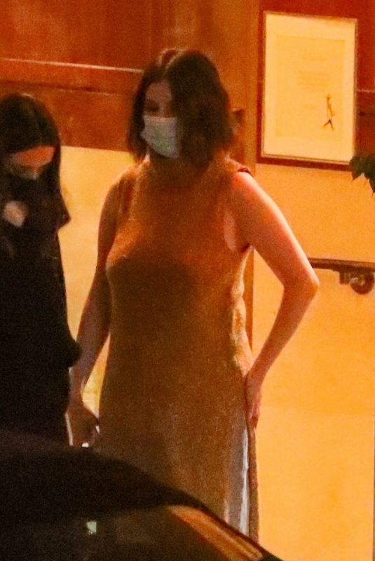 SELENA GOMEZ Leaves Sunset Tower in Los Angeles 11/01/2021