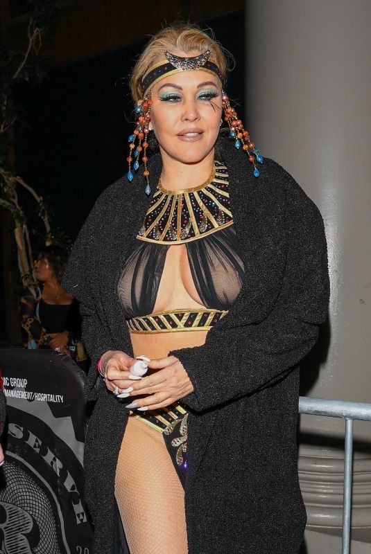 SHANNA MOAKLER as Cleopatra Arrives at Halloween Party in Los Angeles 10/30/2021