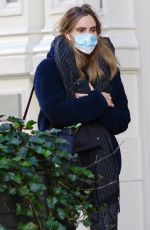 SUKI WATERHOUS Out and About in New York 11/24/2021