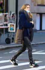 SUKI WATERHOUS Out and About in New York 11/24/2021