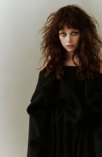 SUZANNA SON for Foxes Magazine, October 2021