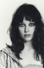SUZANNA SON for Foxes Magazine, October 2021