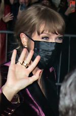 TAYLOR SWIFT Arrives at All Too Well Premiere in New York 11/12/2021