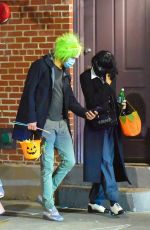 TAYLOR SWIFT, BLAKE LIVELY and Ryan Reynolds Out Trick or Treating in New York 10/31/2021