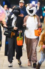 TAYLOR SWIFT, BLAKE LIVELY and Ryan Reynolds Out Trick or Treating in New York 10/31/2021