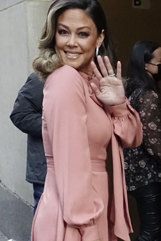 VANESSA LACHEY Arrives at Today Show in New York 11/29/2021