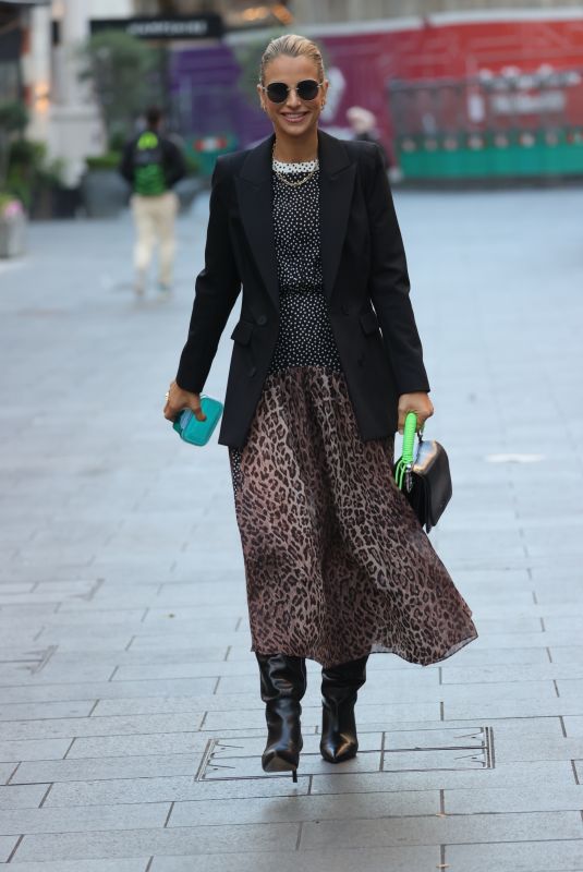 VOGUE WILLIAMS Leaves Heart Radio in London 11/21/2021