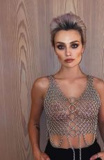 WALLIS DAY - Instagram Photos 111/21/2021