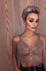 WALLIS DAY - Instagram Photos 111/21/2021