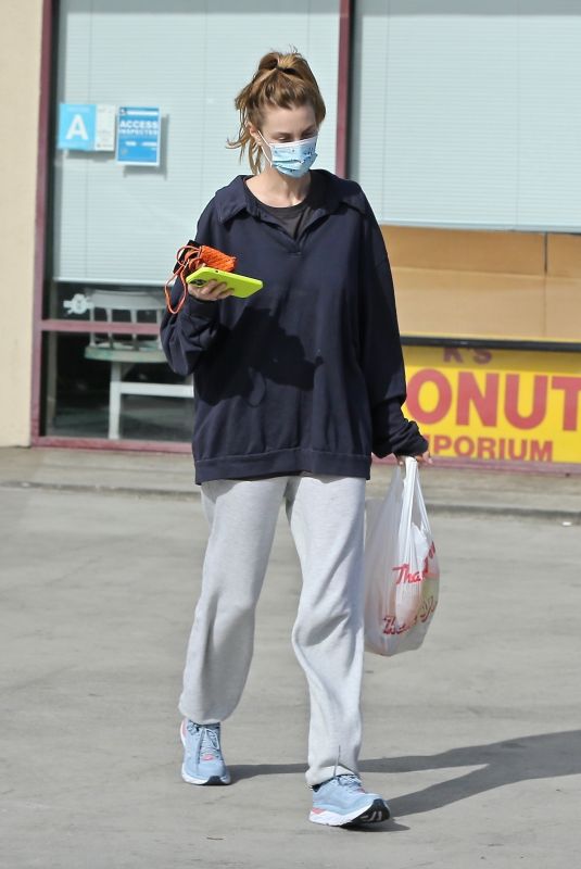 WHITNEY PORT at a Donut Shop in Studio City 11/07/2021