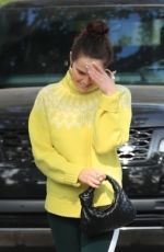 ZOEY DEUTCH Arrives at Pilates Class in West Hollywood 11/19/2021