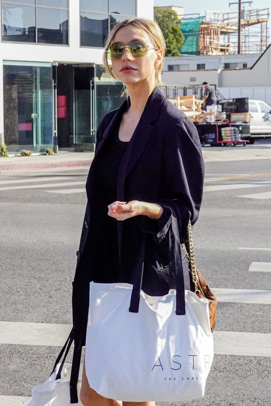 ALEXIS REN Shopping at ASTR The Label in Los Angeles 12/09/2021