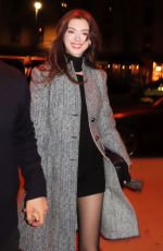 ANNE HATHAWAY Arrives at Soho House in New York 12/02/2021
