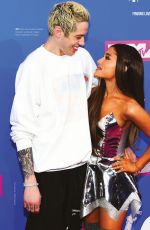 ARIANA GRANDE in Fanbook, First Edition Issue 2021