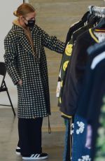 ASHLEE SIMPSON and Evan Ross Shopping at Fairfax Avenue in Los Angeles 12/18/2021
