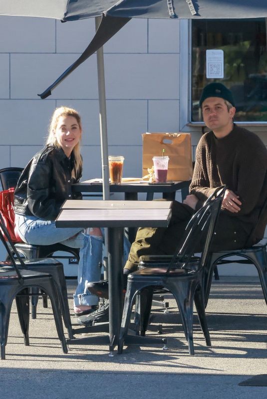 ASHLEY BENSON and G-Eazy Out for Lunch in Los Feliz 12/26/2021