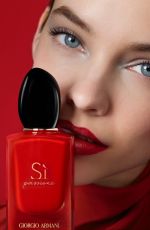 BARBARA PALVIN for Armani Beauty Holiday 2021
