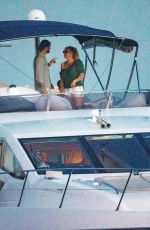 BRITNEY SPEARS Cruise on a Yacht in Cabo San Lucas 12/04/2021