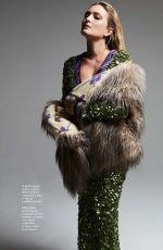 CAROLINA CRESCENTINI in F Magazine, Italy September 2021