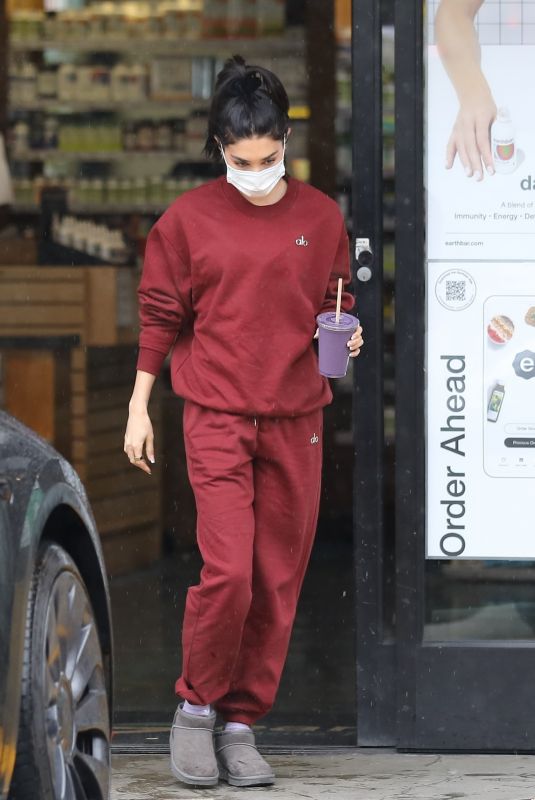 CHANTEL JEFFRIES at Earth Bar in West Hollywood 12/29/2021