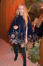 CLARA PAGET at Annie